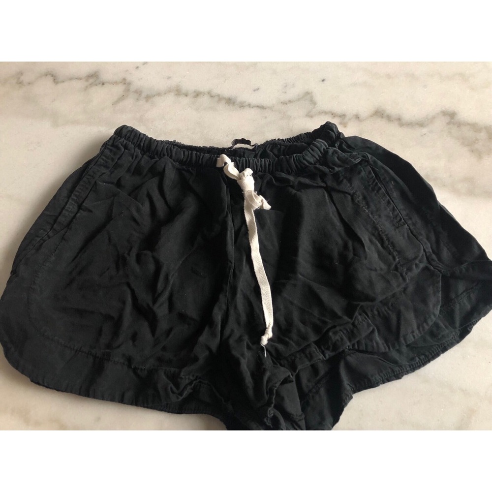 Brandy Melville shorts